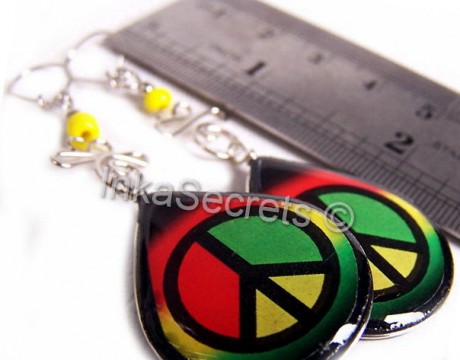 Lot 30 Pairs Rasta earrings, Mixed Designs