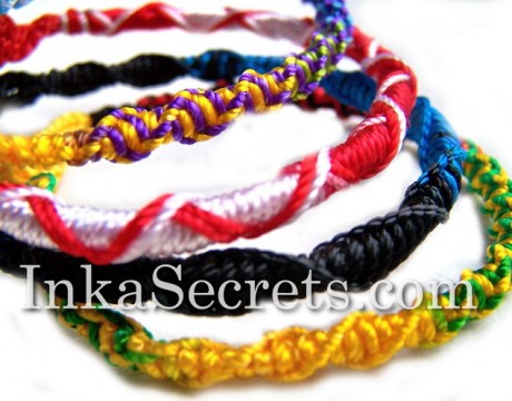 1,000 twisted friendship bracelets