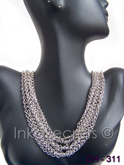 WHOLESALE LOT 210 ITEMS = 70 CHOKERS +70 OMEGAS+70 CHAINS FOR PENDANTS