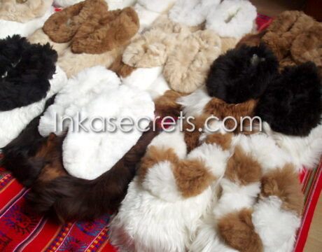 10 Handmade Baby Alpaca Slippers – Medium Size 10 Handmade Baby Alpaca Slippers – Medium Size