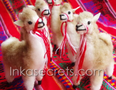 250 Vicuña Stuffed Animal with Alpaca Fur 250 Vicuña Stuffed Animal with Alpaca Fur