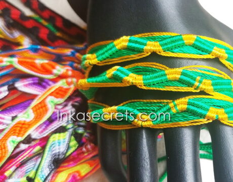 500 Zigzag Friendship Bracelets 500 Zigzag Friendship Bracelets