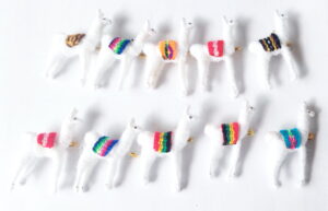 100 Peruvian Small Llama Brooch