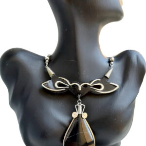 Bull’s Horn Medallion with Onyx Black Stone