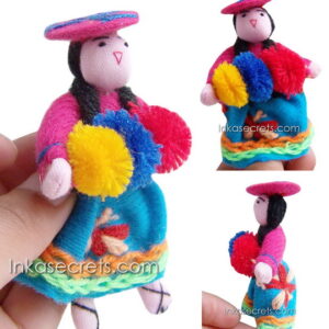 Lot 05 Small Peruvian Dancing Cholita Doll with Traditional Shawl